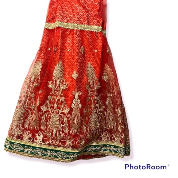 Women Pakistani / Indian  3 pcs Designer Suit - Picture 6 of 8